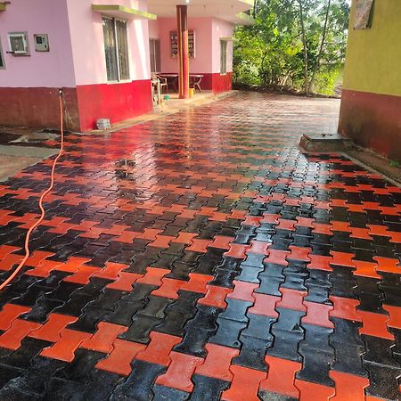 Green Land Estate Homestay 5 Rooms With Garden View Madikeri Exteriör bild