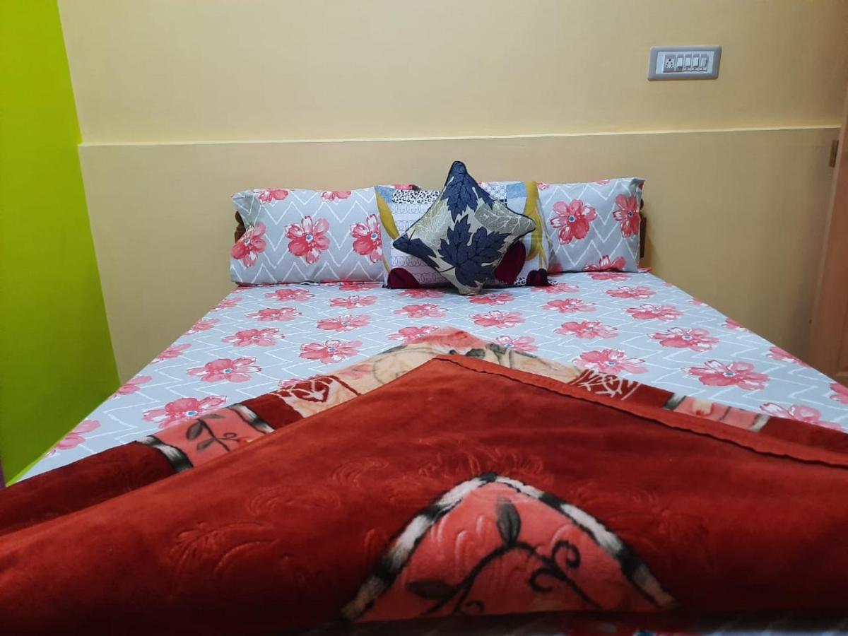 Green Land Estate Homestay 5 Rooms With Garden View Madikeri Exteriör bild