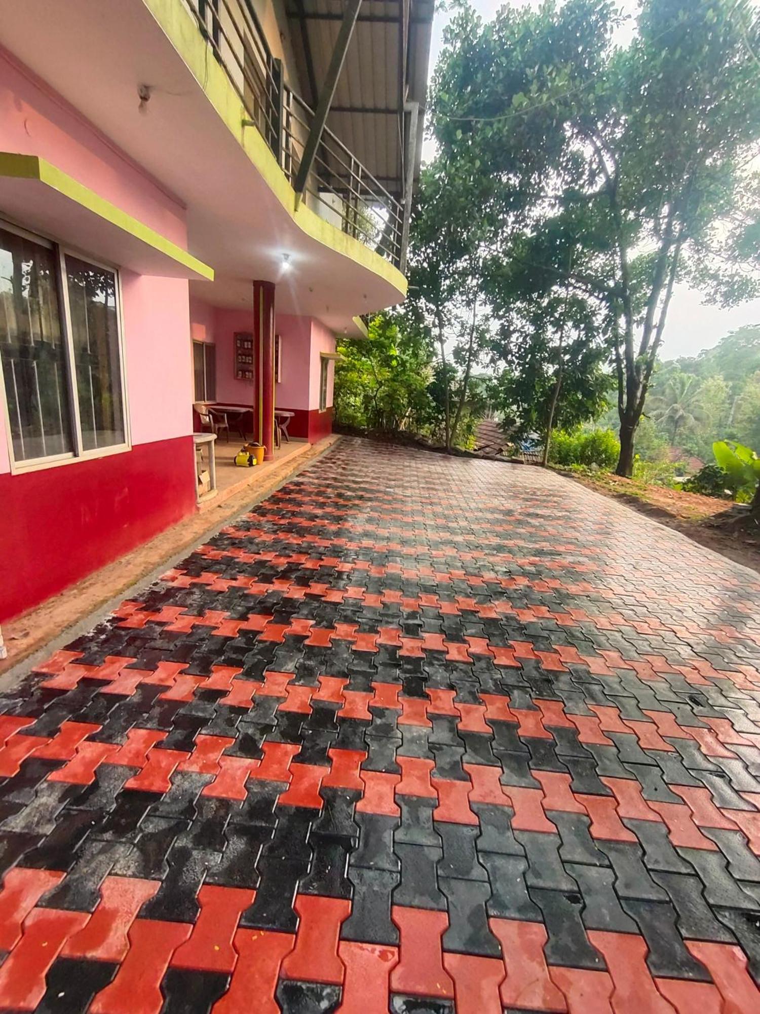 Green Land Estate Homestay 5 Rooms With Garden View Madikeri Exteriör bild
